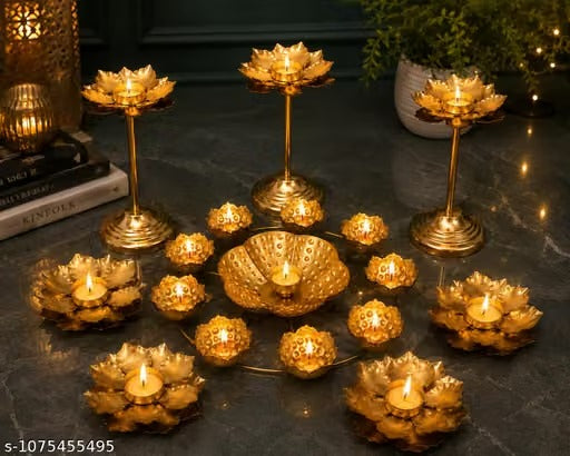 8-Piece Diwali Decor Set – Floral Rangoli & Tealight Candle Holders for Festive Decoration