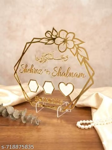 Premium Personalized Hexagon Wedding Plaque – 3D Gold & Clear Acrylic Name Sign